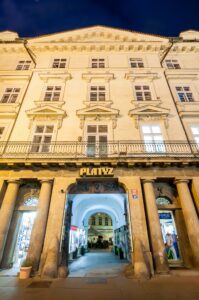 NÁRODNÍ 416/37, PRAHA 1, VITRÍNA – foto 2