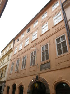 PRONÁJEM ATELIÉRU SE ZÁZEMÍM 35 m², MICHALSKÁ 439/13, PRAHA 1 – foto 9