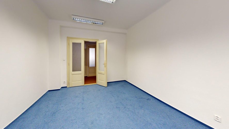 Adria-4p-917423-Bedroom 1