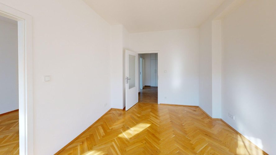 Byt-C9-Starom-17-Bedroom