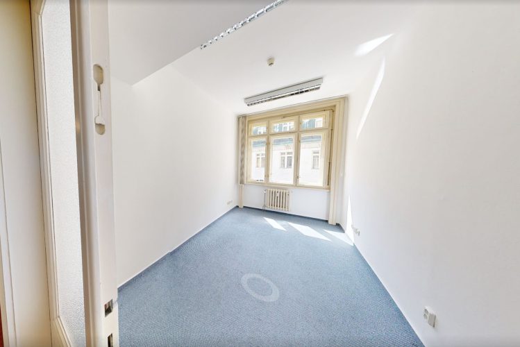 PRONÁJEM KANCELÁŘE 10,7 m², JUNGMANNOVA 36/31, PRAHA 1 – foto 2