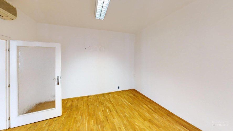 Kancelare-Narodni-36543-4-patro-Bedroom-Defurnished 2