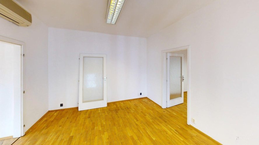 Kancelare-Narodni-36543-4-patro-Bedroom-Defurnished 3