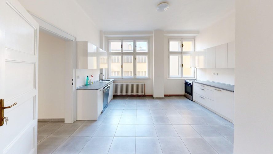 PRONÁJEM BYTU 3 + 1 O VÝMĚŘE 142 m² , MELANTRICHOVA, PRAHA 1 – STARÉ MĚSTO – foto 6