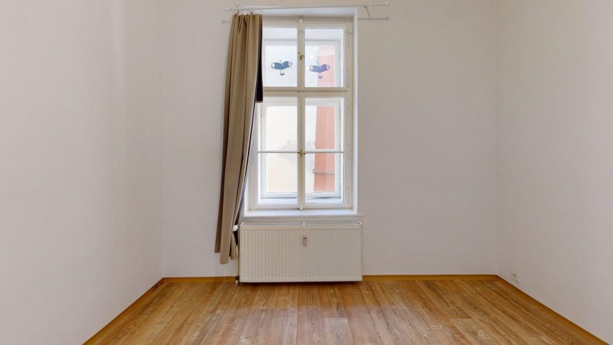 Starom-54919-Byt-C3-Bedroom 1