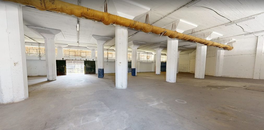 PRONÁJEM SKLADOVÉHO PROSTORU 941 m² – NÁKLADOVÉ NÁDRAŽÍ ŽIŽKOV – foto 2