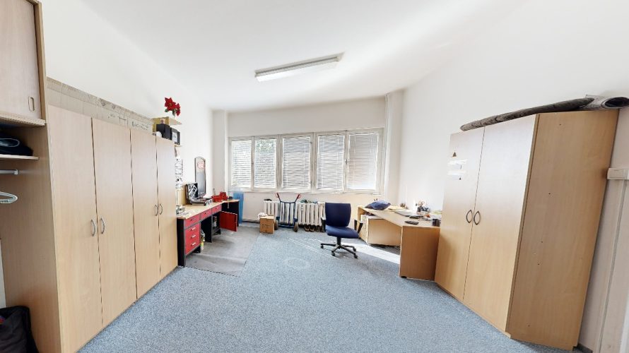 PRONÁJEM KANCELÁŘE 31 m² – NÁKLADOVÉ NÁDRAŽÍ ŽIŽKOV – foto 1
