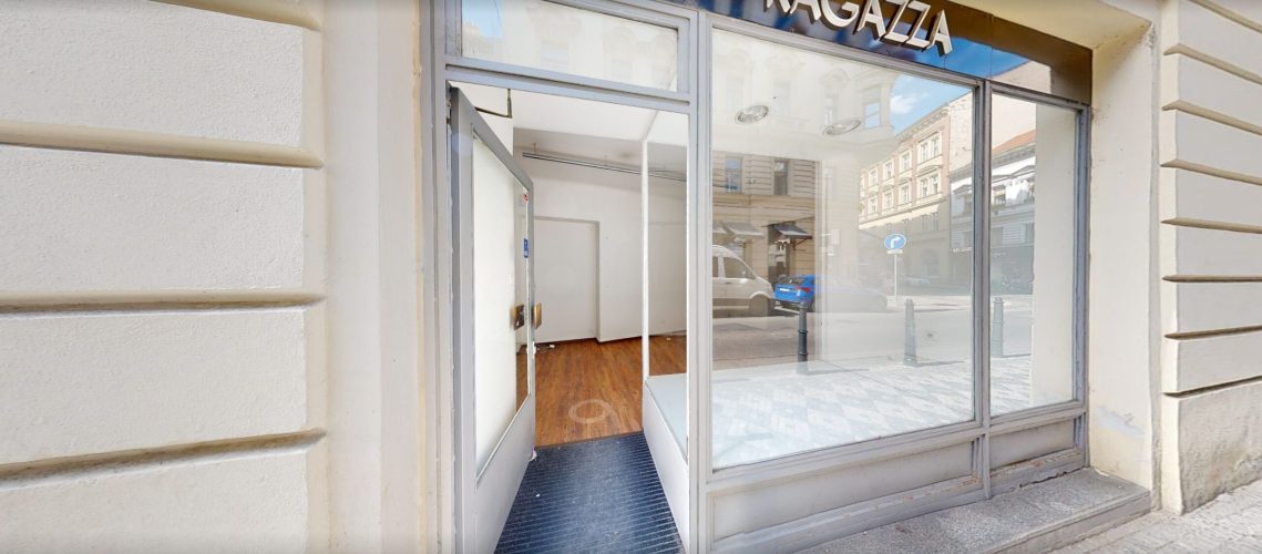 PRONÁJEM OBCHODNÍHO PROSTORU 16 m² JUNGMANNOVA 738/18, PRAHA 1 – NOVÉ MĚSTO – foto 4